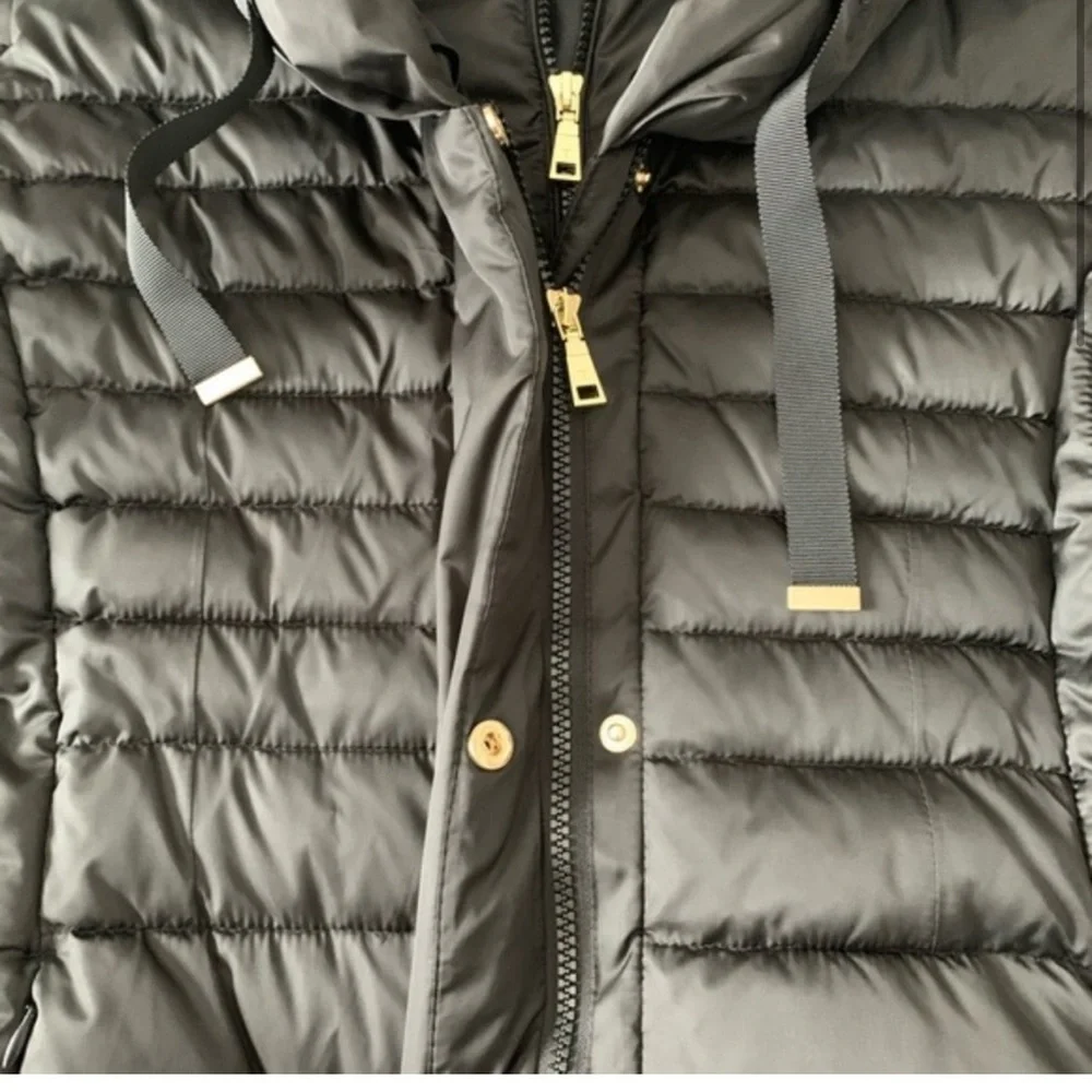 Tahari Black Mia Fitted Puffer Coat 02. - Picture 14 of 16